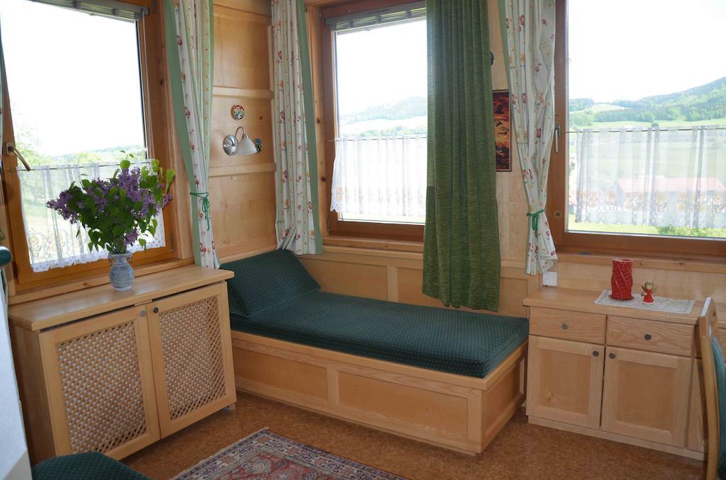 Ferienhaus Mitterbauer Oberhofen am Irrsee Habitación foto